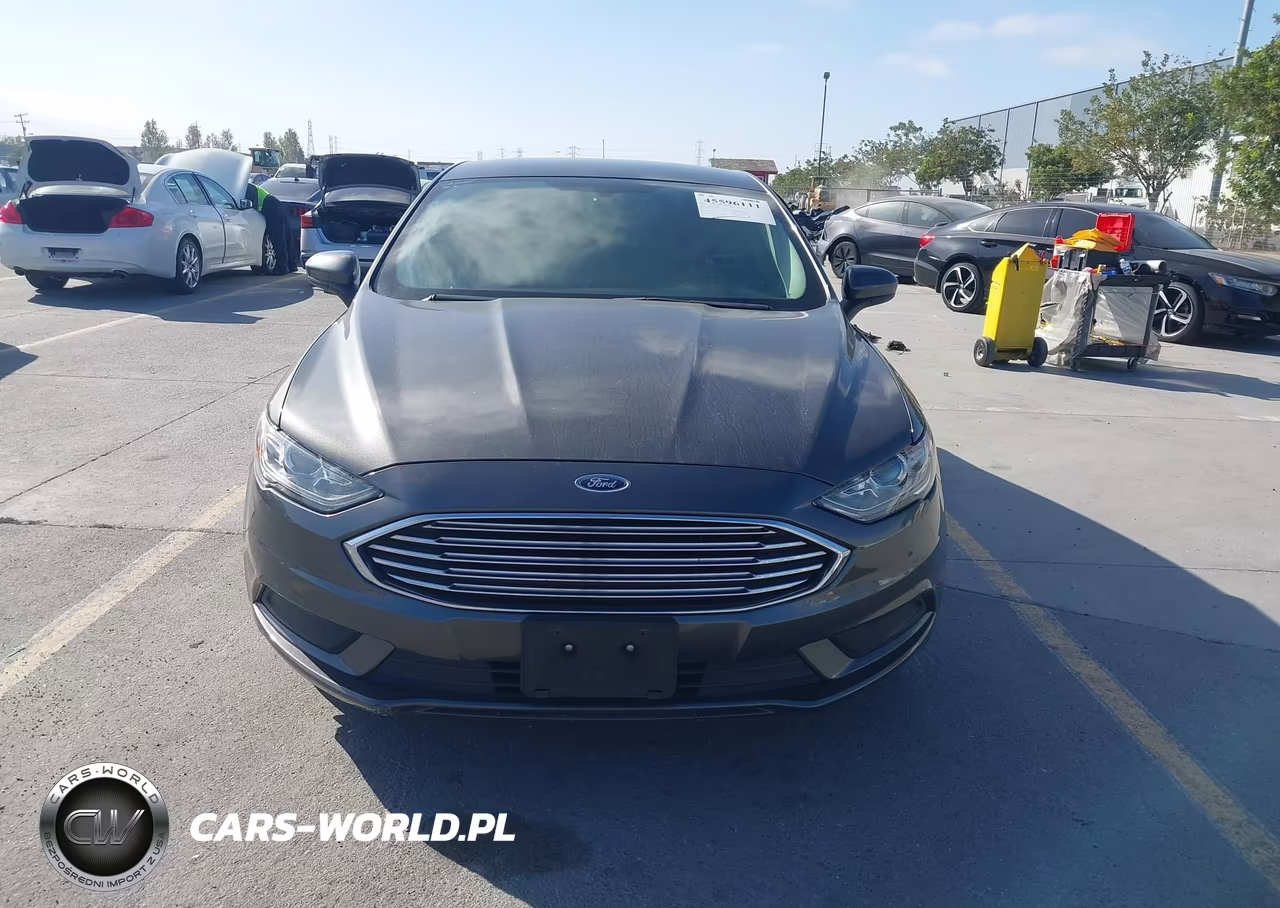 2018 Ford Fusion Hybrid Se VIN:3FA6P0LU2JR196874 - 12