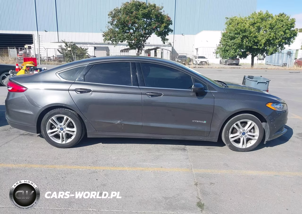 2018 Ford Fusion Hybrid Se VIN:3FA6P0LU2JR196874 - 13
