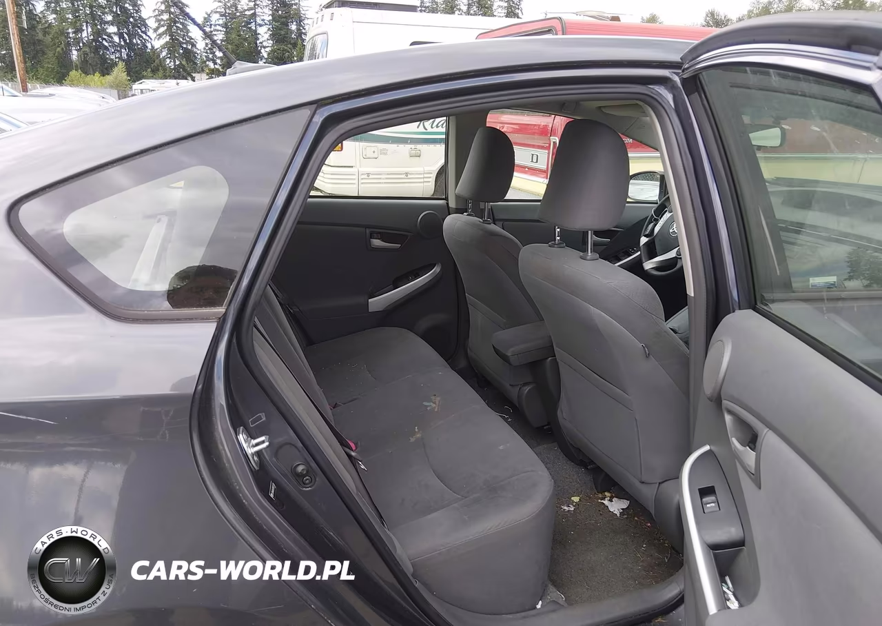 2011 Toyota Prius Three VIN:JTDKN3DU3B5311338 - 8