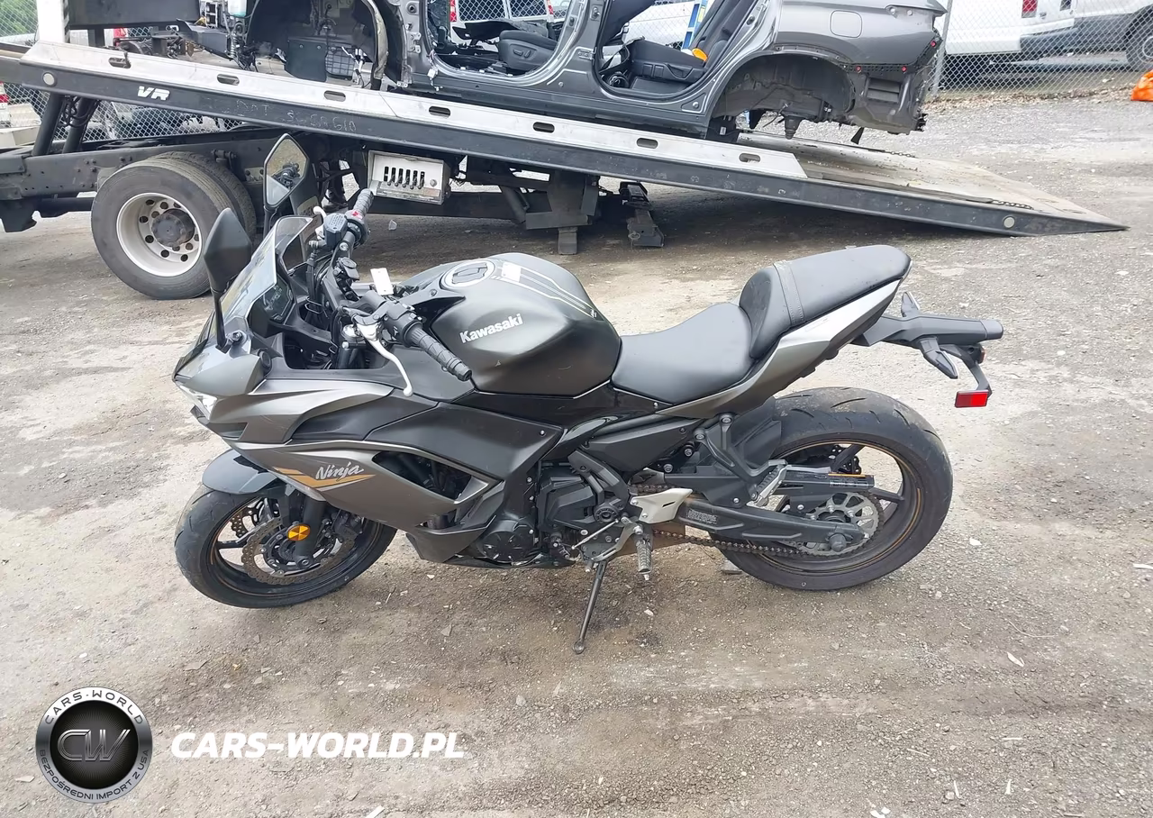 2023 Kawasaki Ex650 R VIN:ML5EXER15PDA87453 - 13