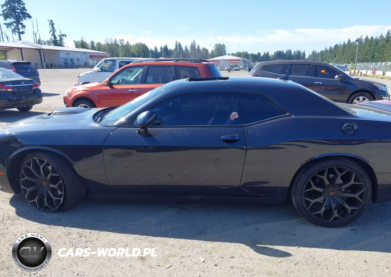2016 Dodge Challenger R-T Plus Shaker VIN:2C3CDZBT1GH334951 - 14