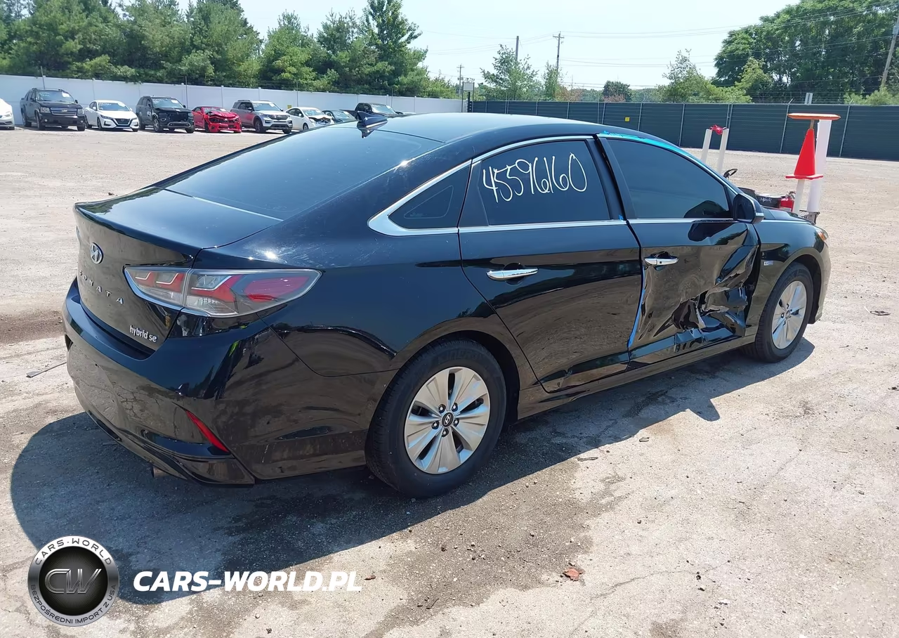 2019 Hyundai Sonata Hybrid Se VIN:KMHE24L37KA091189 - 4