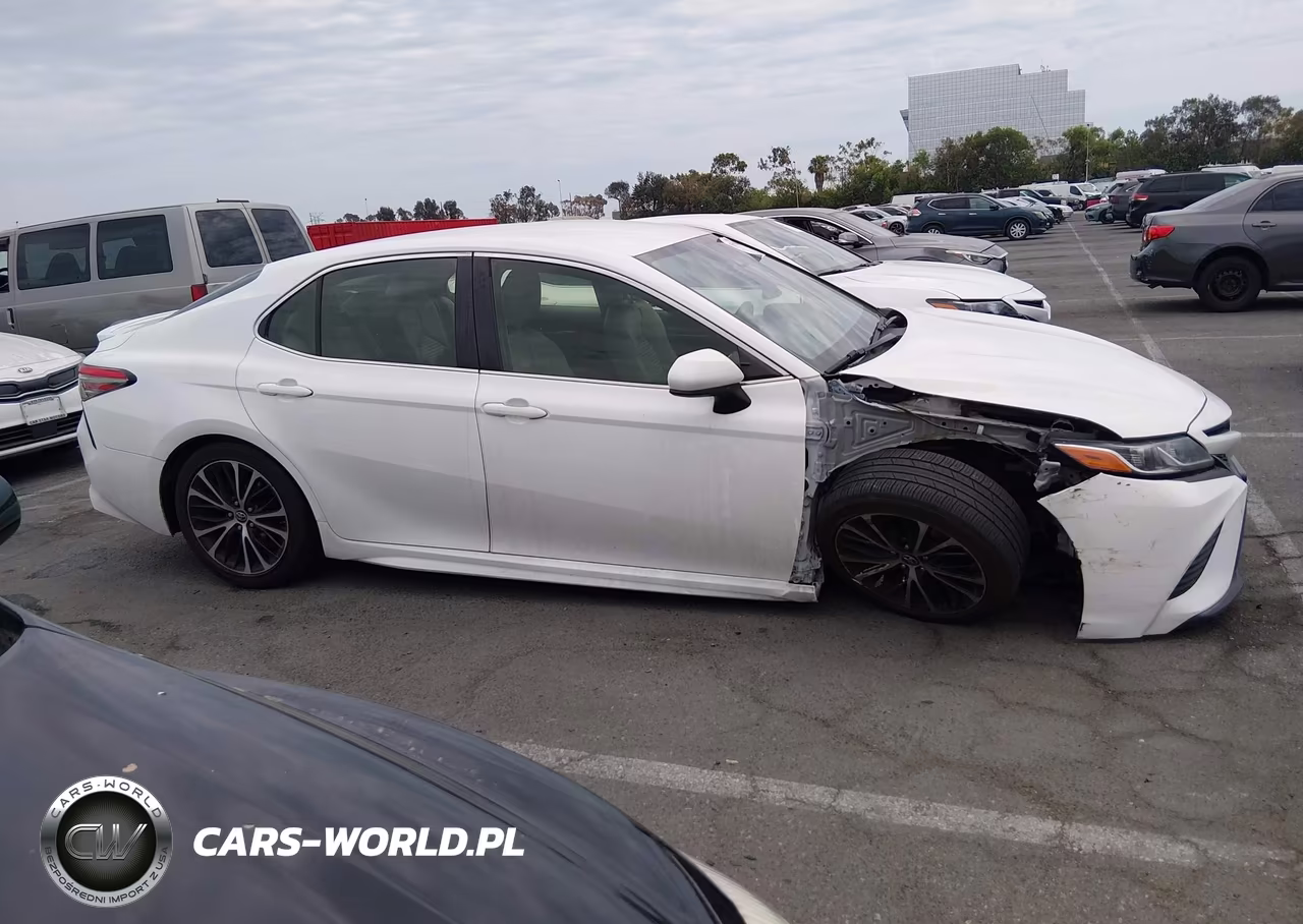 2018 Toyota Camry Se VIN:JTNB11HK5J3007006 - 14
