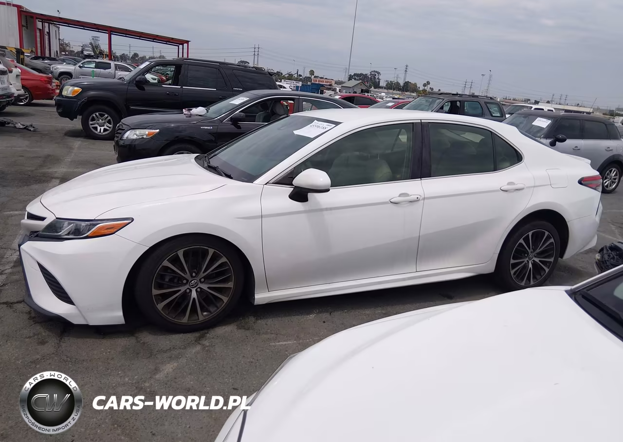 2018 Toyota Camry Se VIN:JTNB11HK5J3007006 - 15