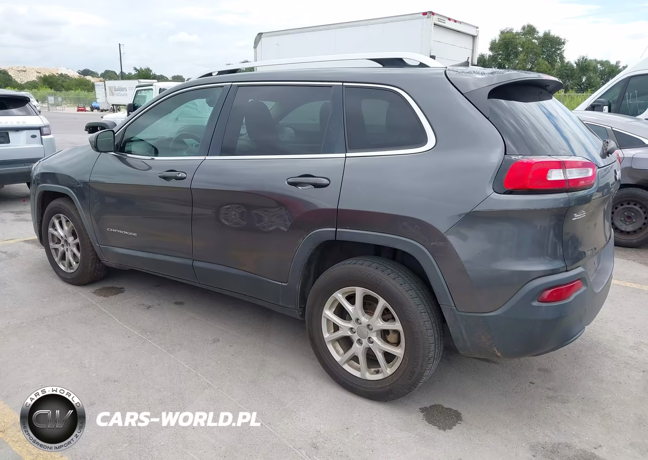 2017 Jeep Cherokee Latitude VIN:1C4PJLCBXHW535386 - 3