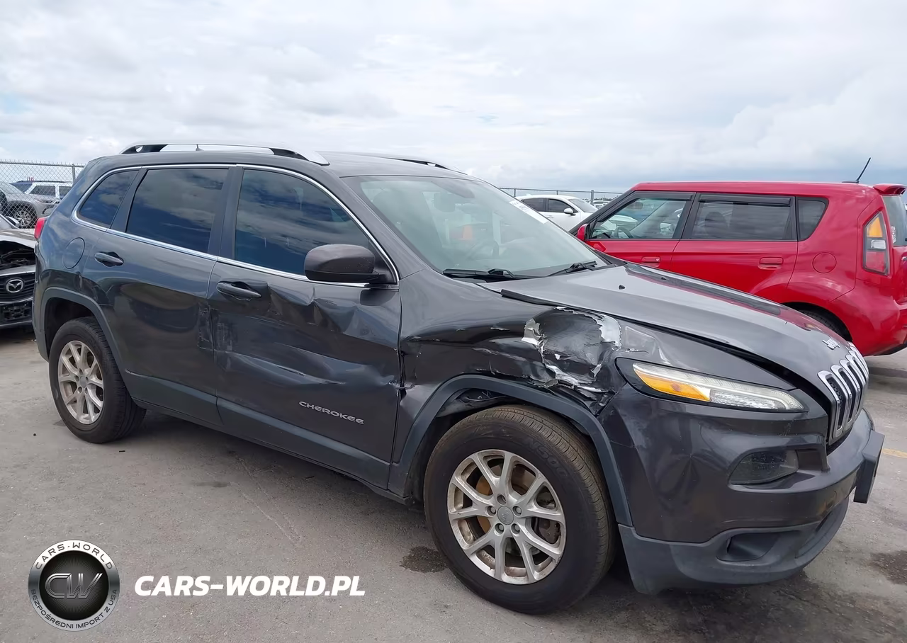 2017 Jeep Cherokee Latitude VIN:1C4PJLCBXHW535386 - 6