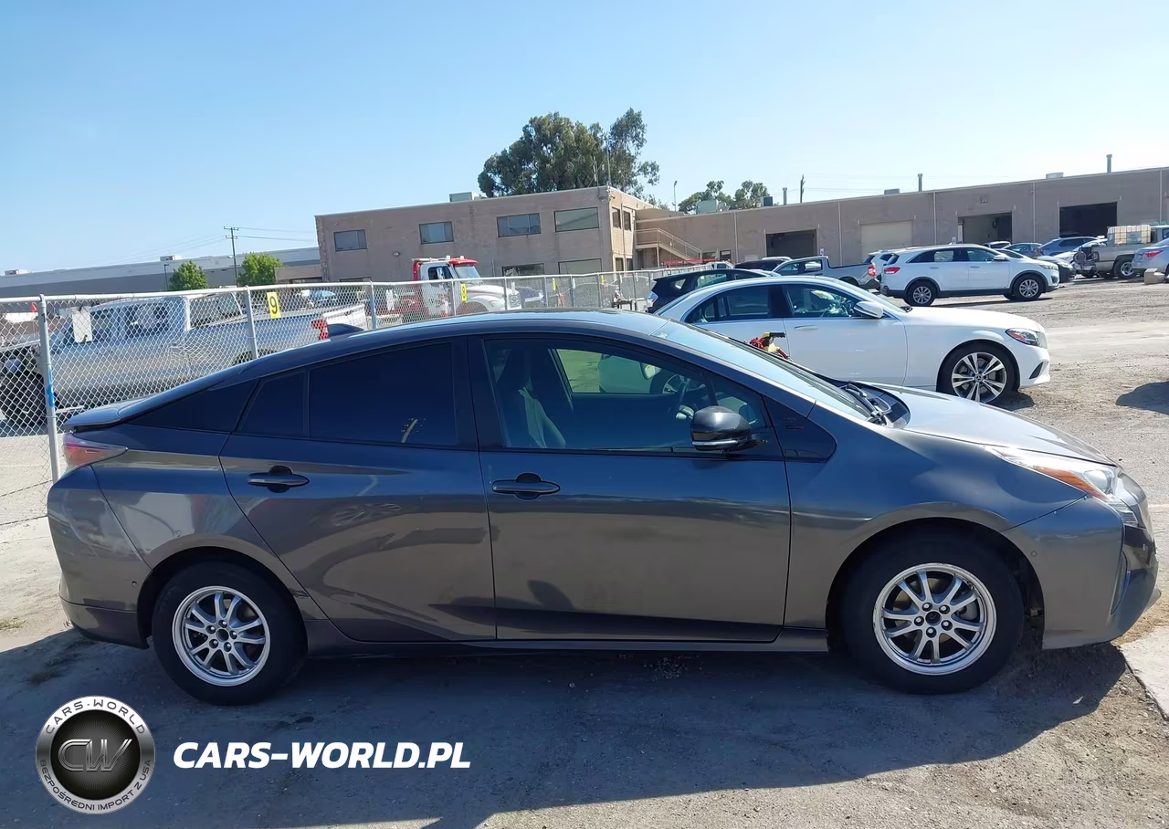 2017 Toyota Prius Two VIN:JTDKBRFU0H3569541 - 13