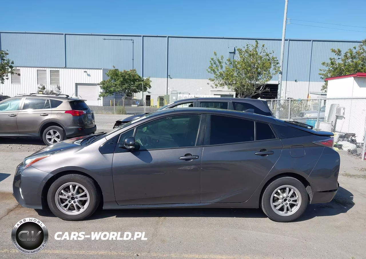 2017 Toyota Prius Two VIN:JTDKBRFU0H3569541 - 14