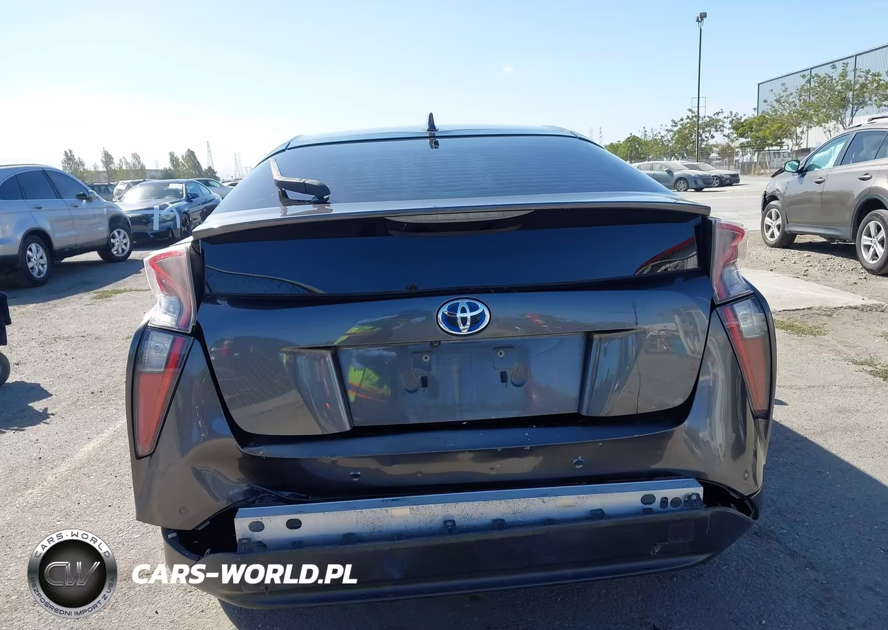 2017 Toyota Prius Two VIN:JTDKBRFU0H3569541 - 16