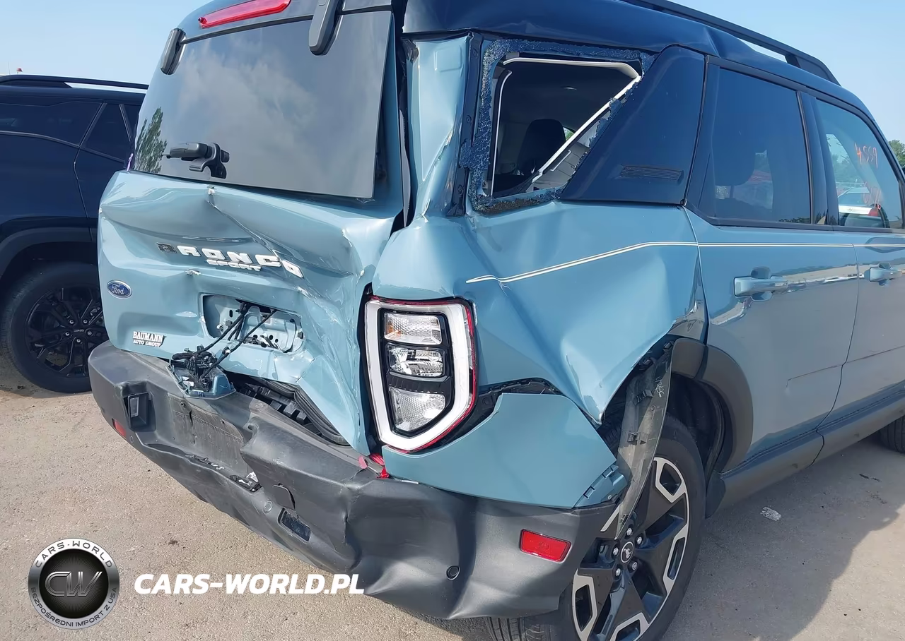 2021 Ford Bronco Sport Outer Banks VIN:3FMCR9C63MRA72156 - 6