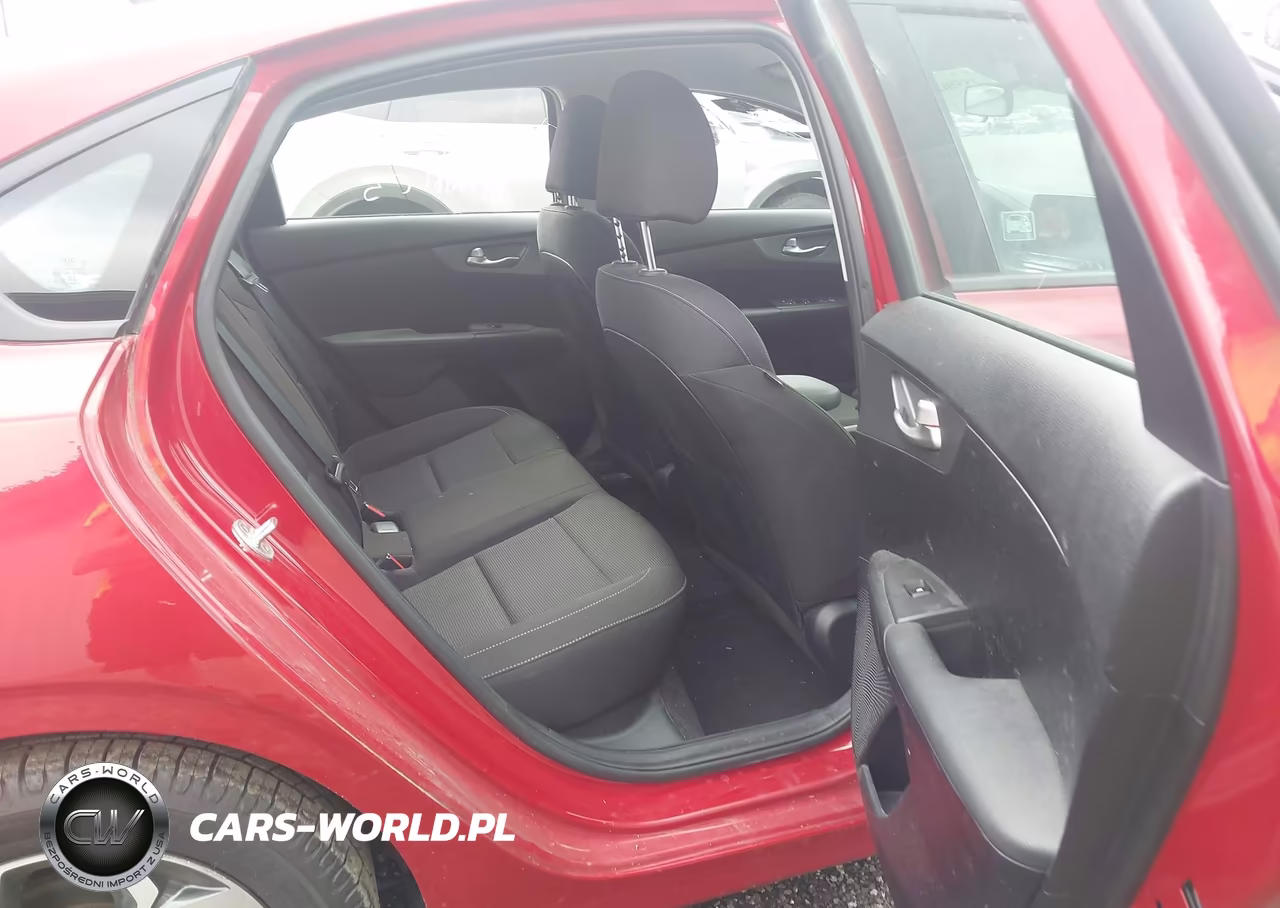 2019 Kia Forte Lxs VIN:3KPF24AD3KE057428 - 8