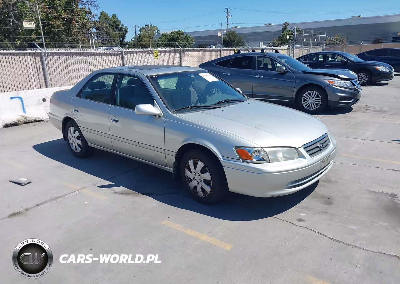 2000 Toyota Camry Le
