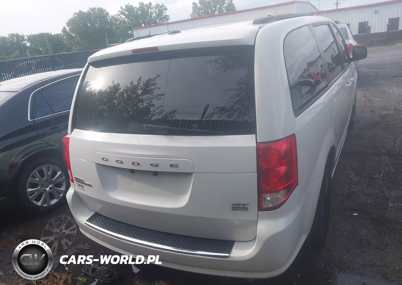 2019 Dodge Grand Caravan Gt VIN:2C4RDGEG9KR695498 - 16