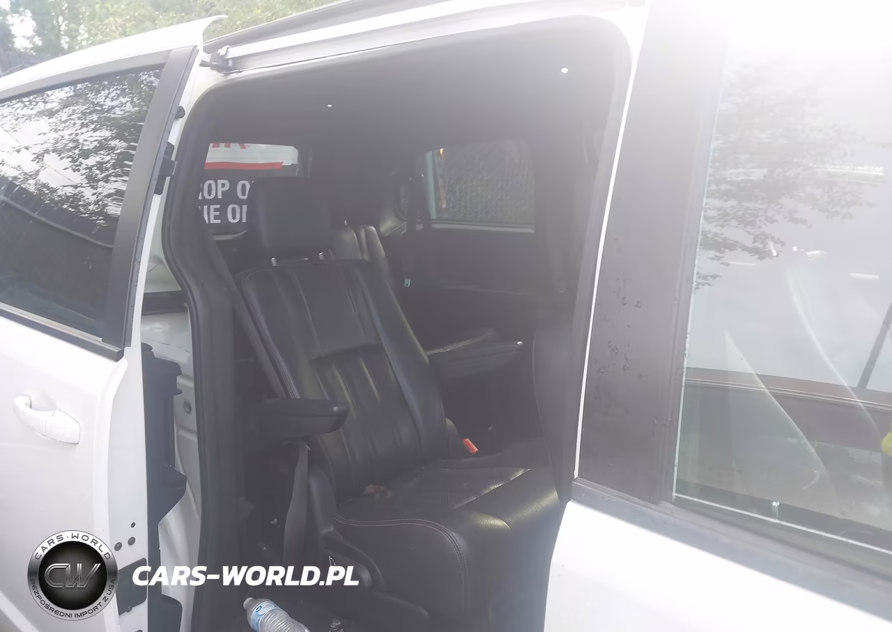 2019 Dodge Grand Caravan Gt VIN:2C4RDGEG9KR695498 - 8