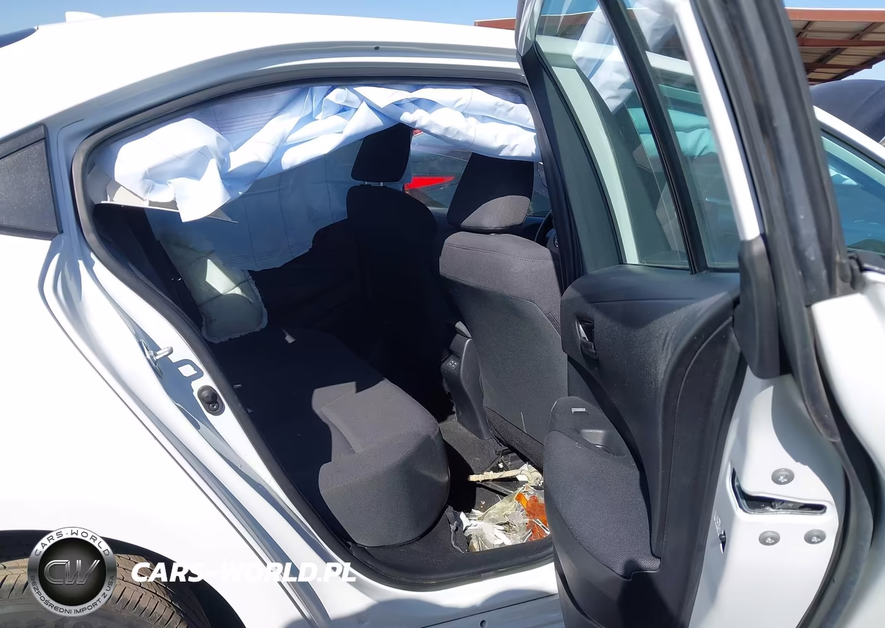 2024 Toyota Corolla Le VIN:5YFB4MDE9RP165042 - 8