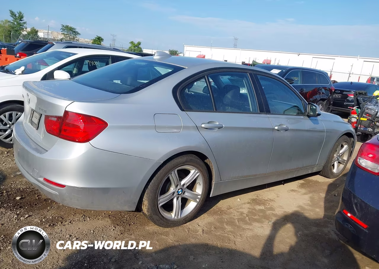 2015 BMW 328I xDrive VIN:WBA3B3C58FF546631 - 13