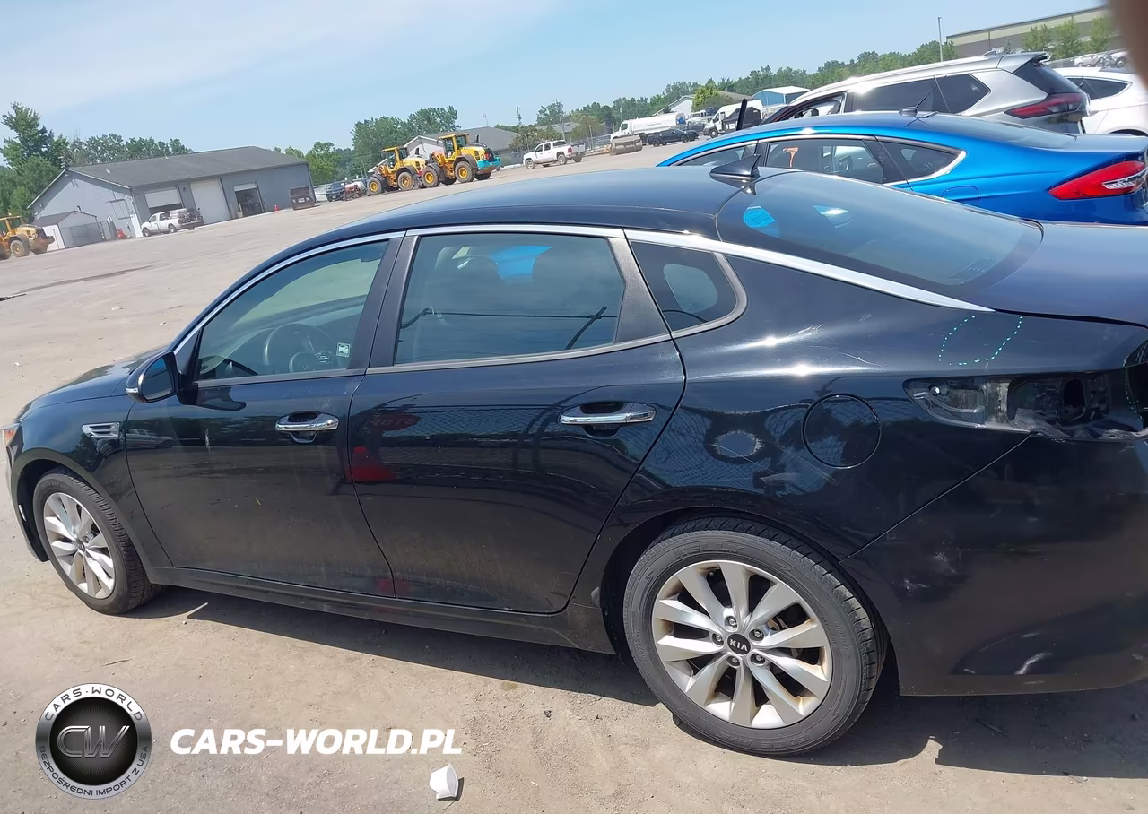 2018 Kia Optima Lx VIN:5XXGT4L38JG270483 - 15