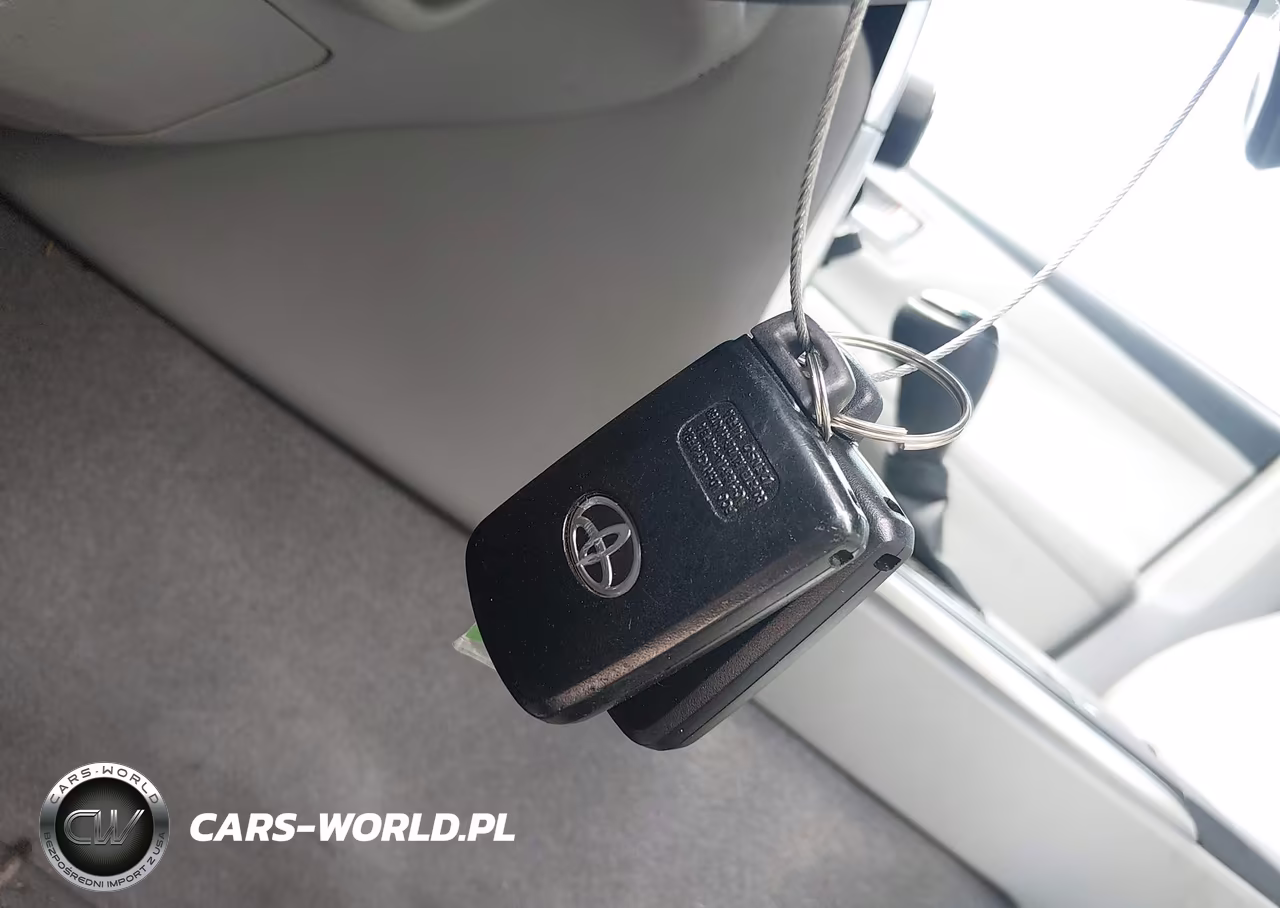 2016 Toyota Camry Xle VIN:4T1BF1FK9GU604280 - 11