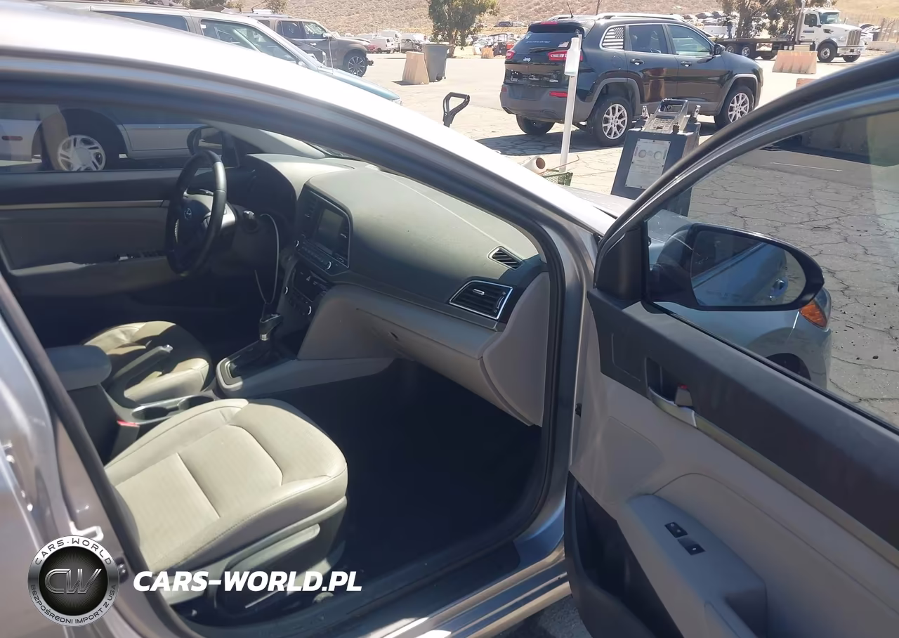 2017 Hyundai Elantra Limited VIN:5NPD84LF7HH087735 - 5