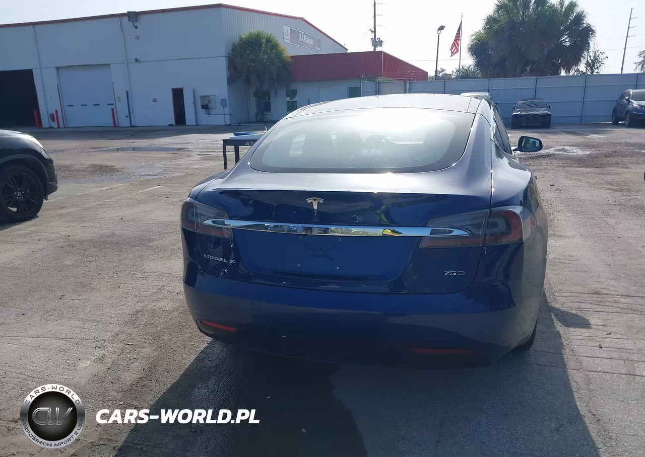 2018 Tesla Model S VIN:5YJSA1E22JF245245 - 16