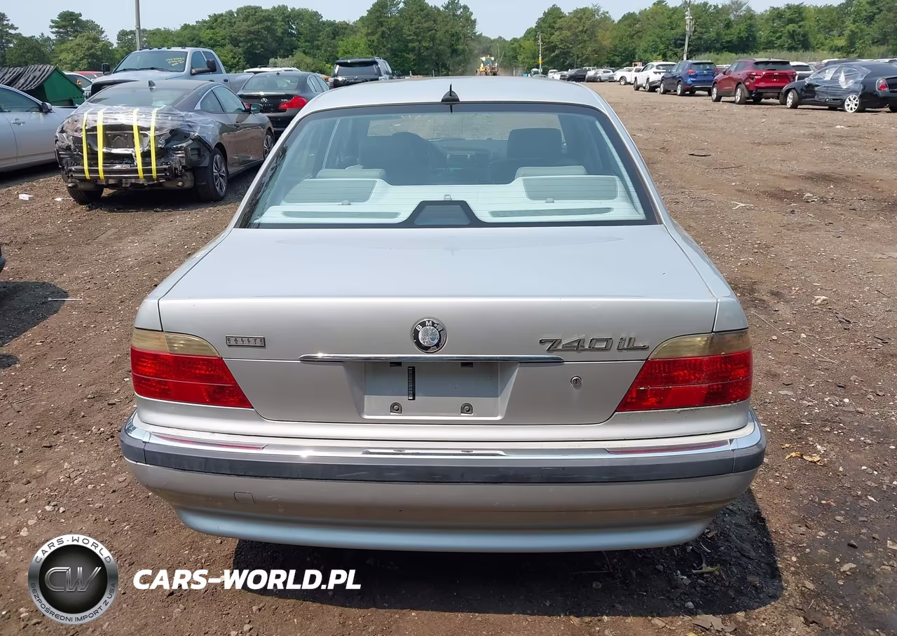 2001 BMW 740Il VIN:WBAGH83471DP32637 - 16