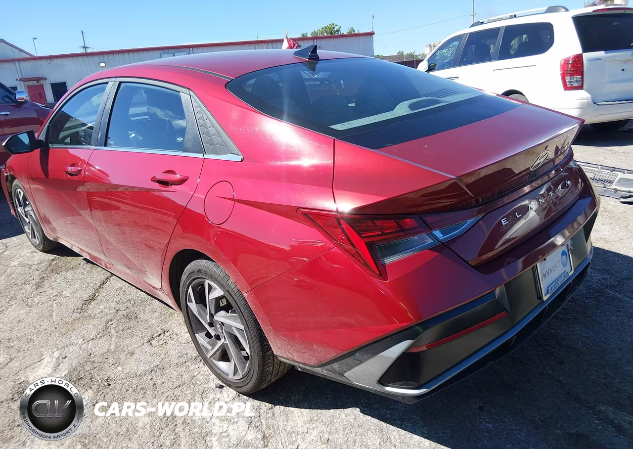 2025 Hyundai Elantra Sel Convenience VIN:KMHLS4DGXSU022942 - 3