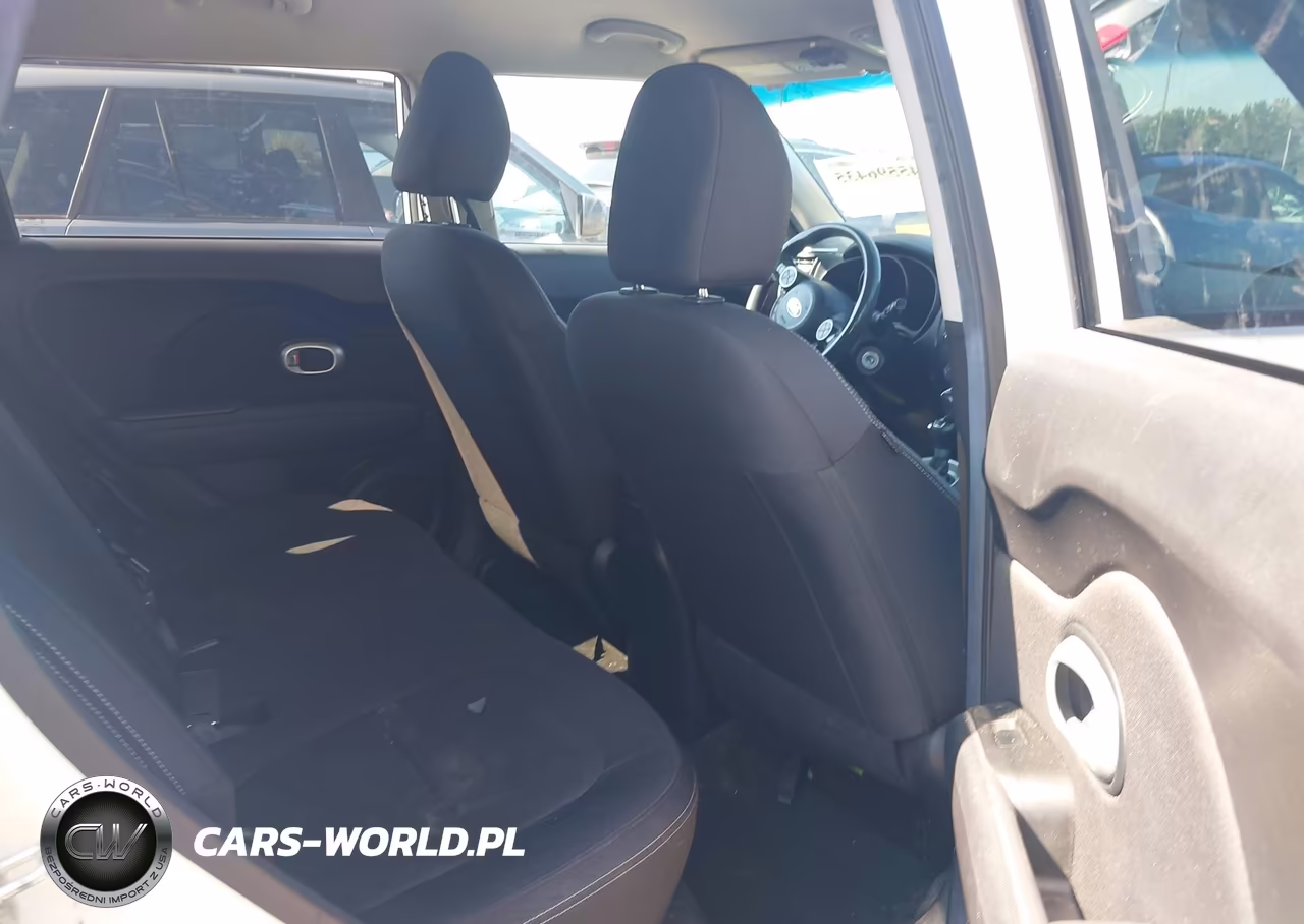 2015 Kia Soul VIN:KNDJN2A27F7206224 - 8