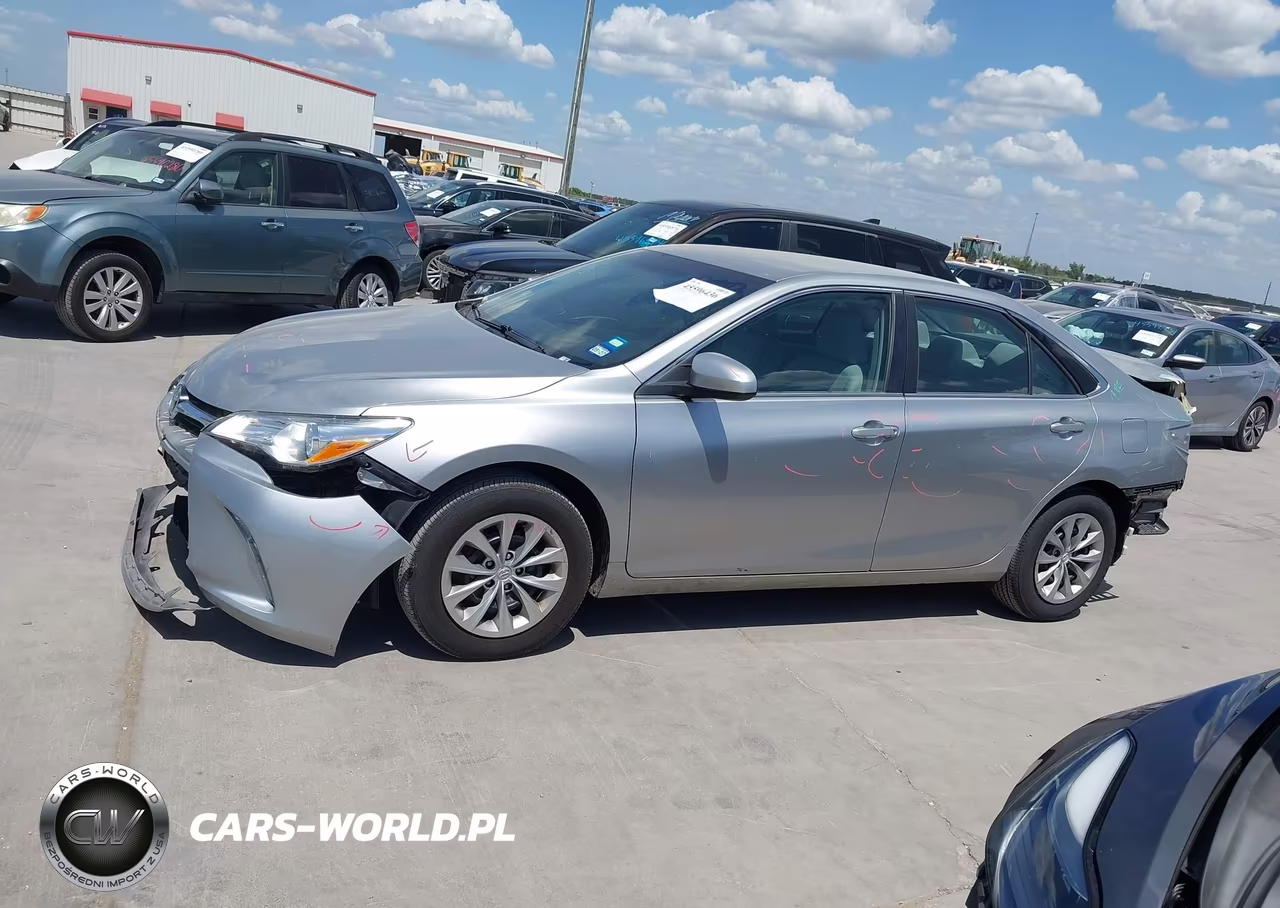 2017 Toyota Camry Le VIN:4T1BF1FK1HU344202 - 15