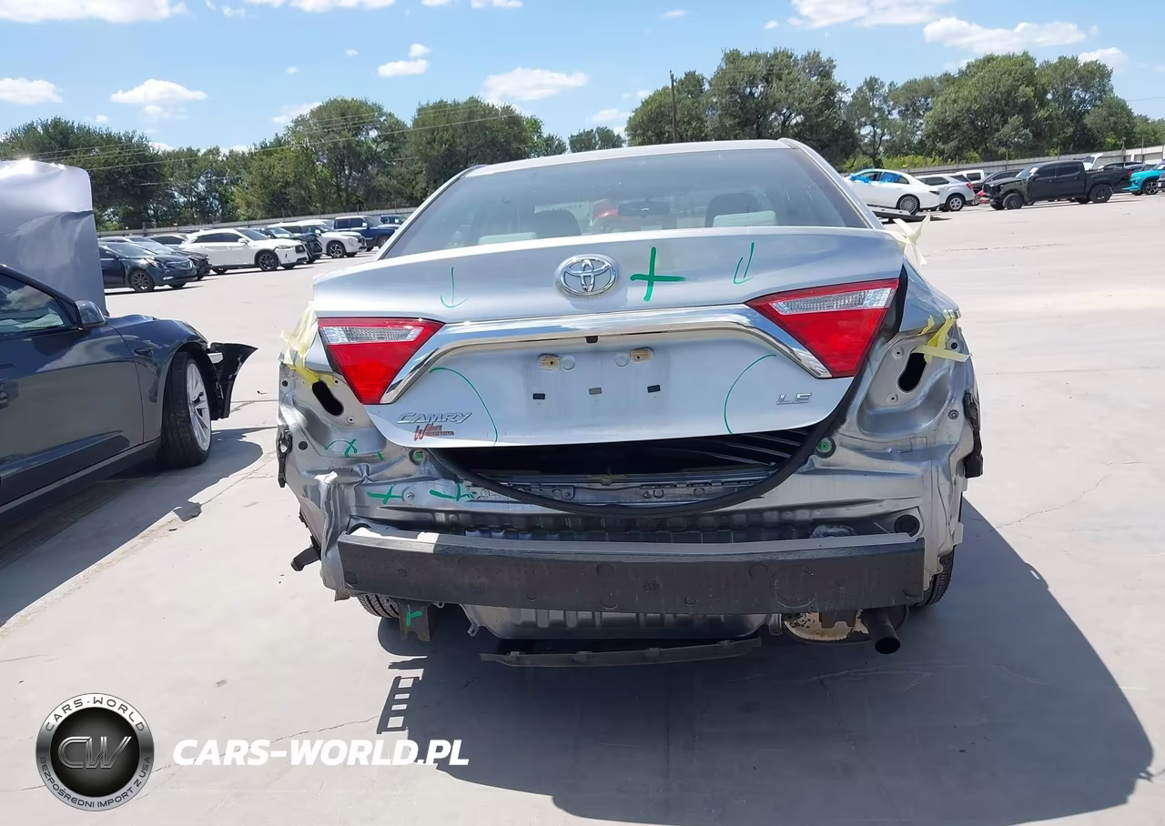 2017 Toyota Camry Le VIN:4T1BF1FK1HU344202 - 17