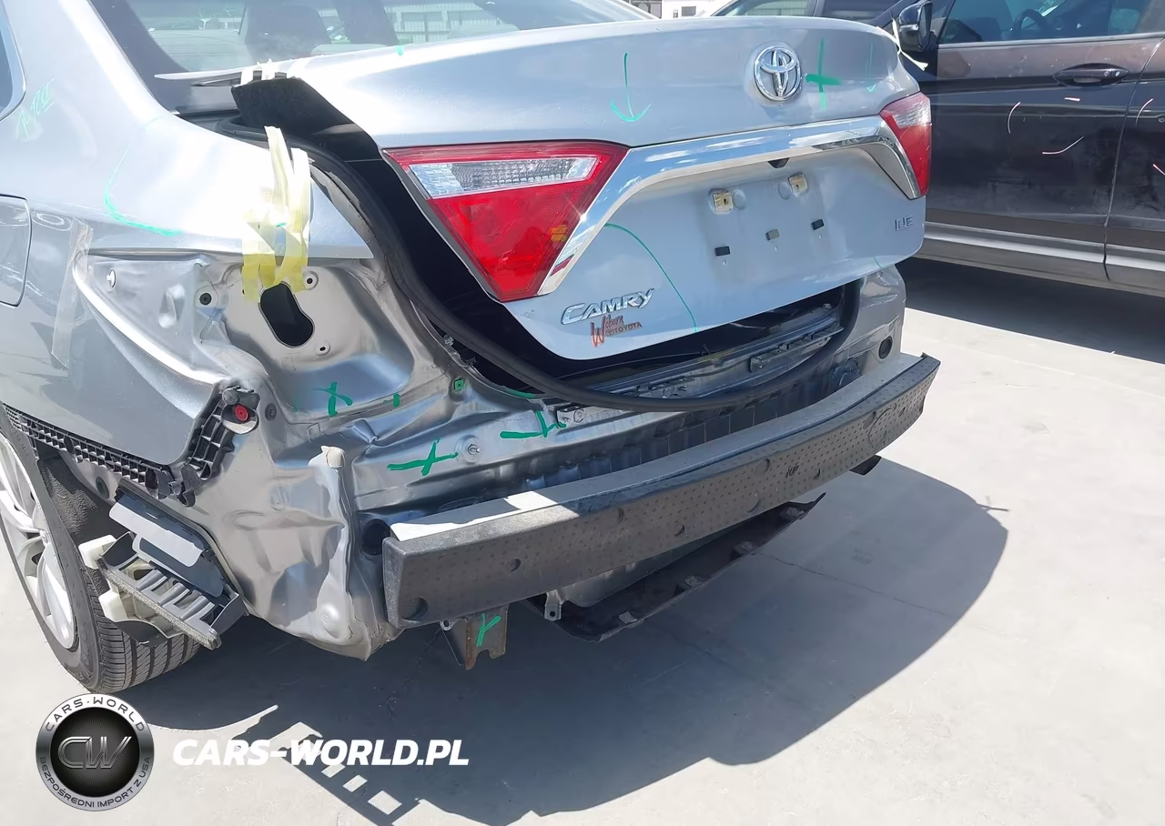 2017 Toyota Camry Le VIN:4T1BF1FK1HU344202 - 21