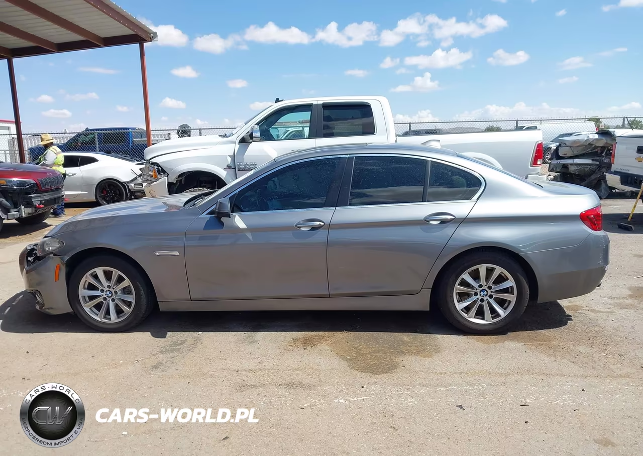 2016 BMW 528I VIN:WBA5A5C54GG350933 - 14