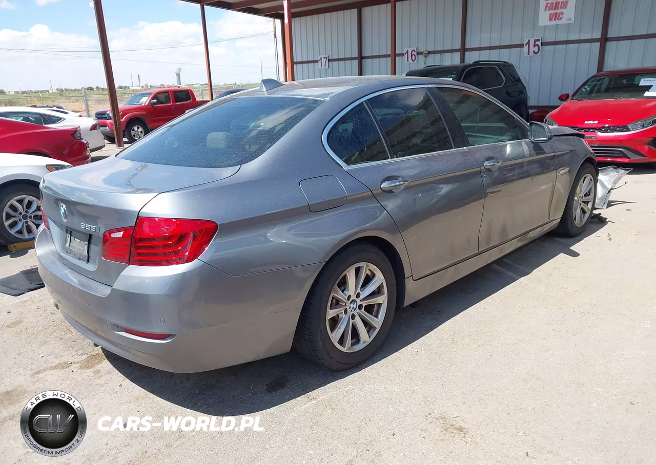 2016 BMW 528I VIN:WBA5A5C54GG350933 - 4