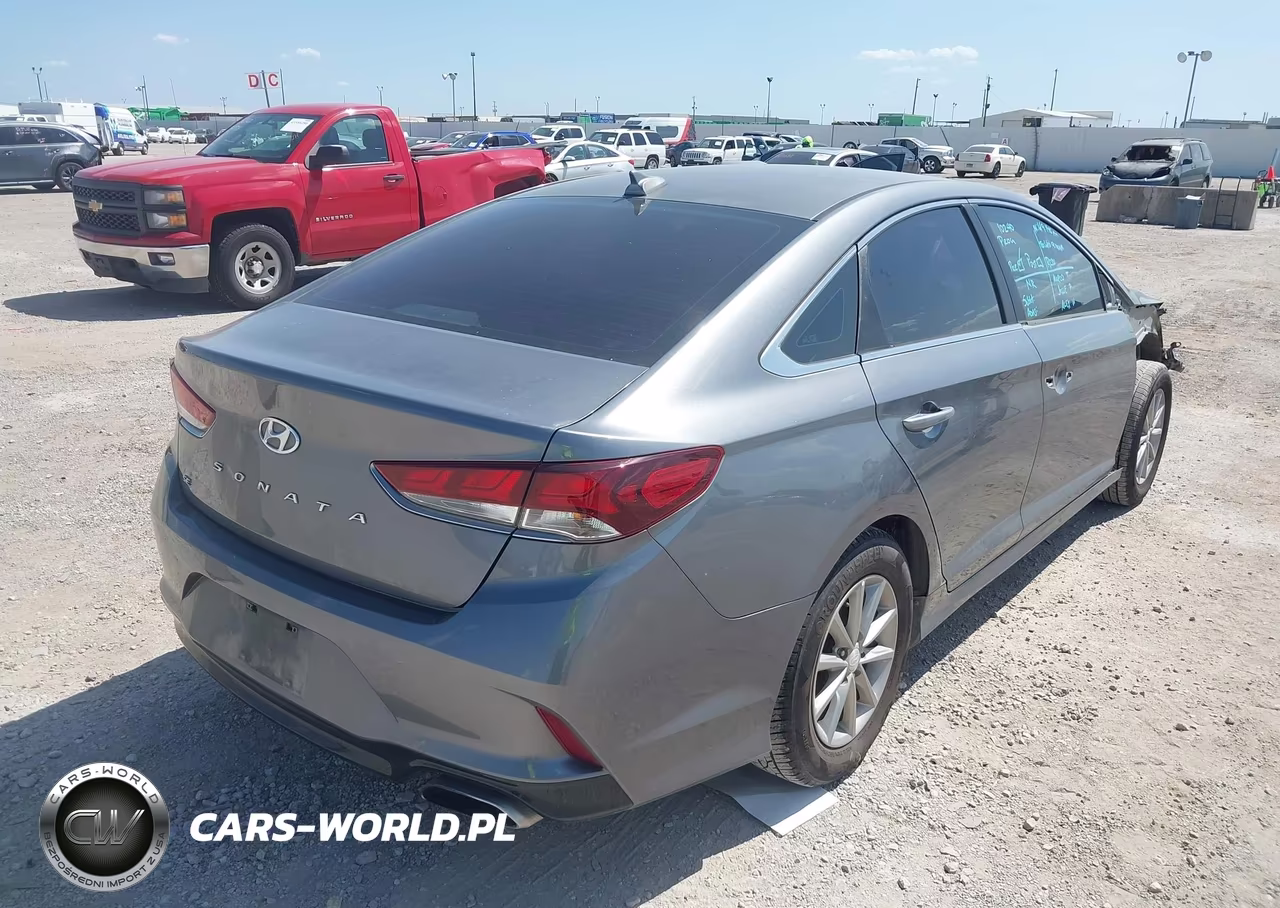 2019 Hyundai Sonata Se VIN:5NPE24AF2KH743940 - 4