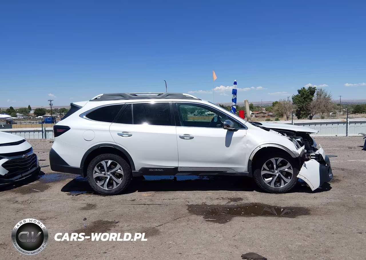2020 Subaru Outback Touring VIN:4S4BTAPC0L3156706 - 13