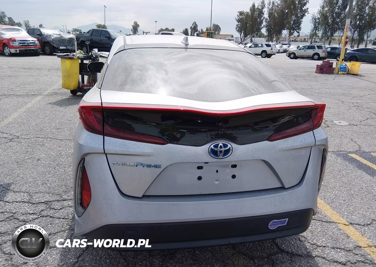 2019 Toyota Prius Prime Plus VIN:JTDKARFP7K3108387 - 16