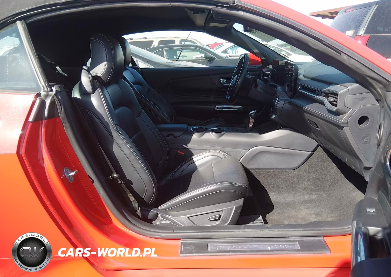 2025 Ford Mustang Ecoboost Premium VIN:1FAGP8UH1S5105652 - 5