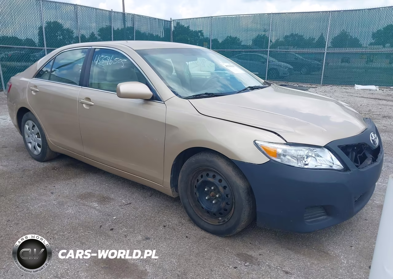 2010 Toyota Camry – zdjęcie 1 z 11