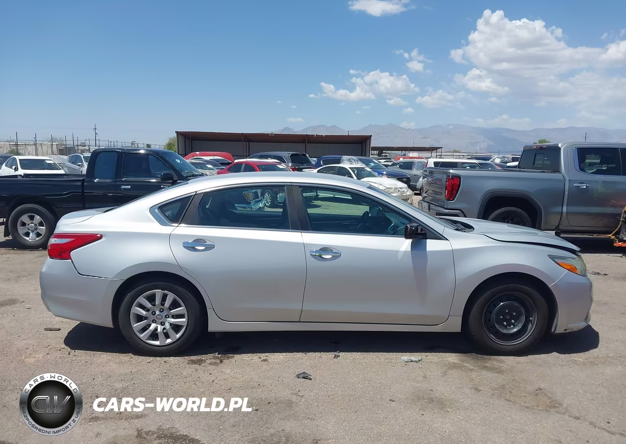 2017 Nissan Altima 2.5 S VIN:1N4AL3AP9HN341698 - 13