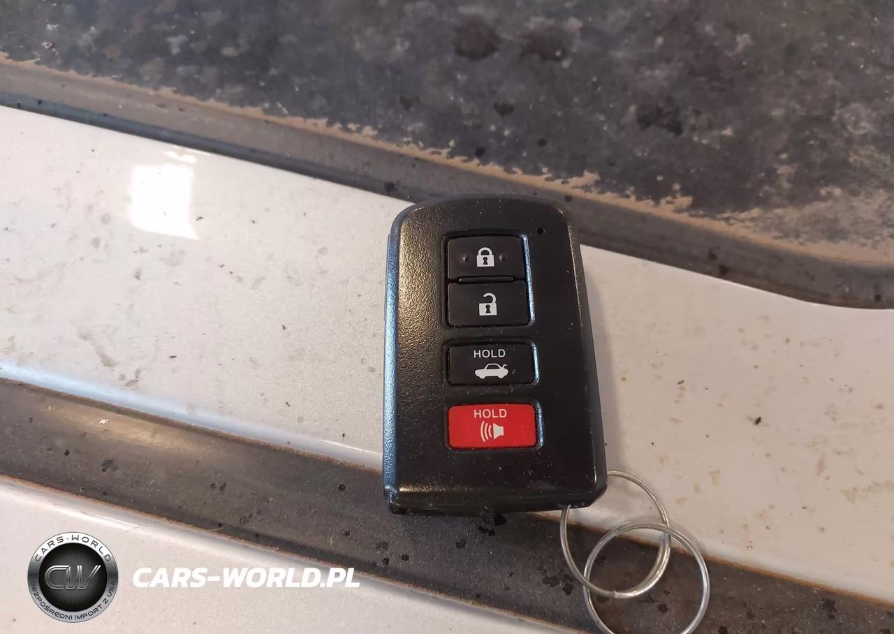 2018 Toyota Corolla Xse VIN:2T1BURHE4JC123308 - 11