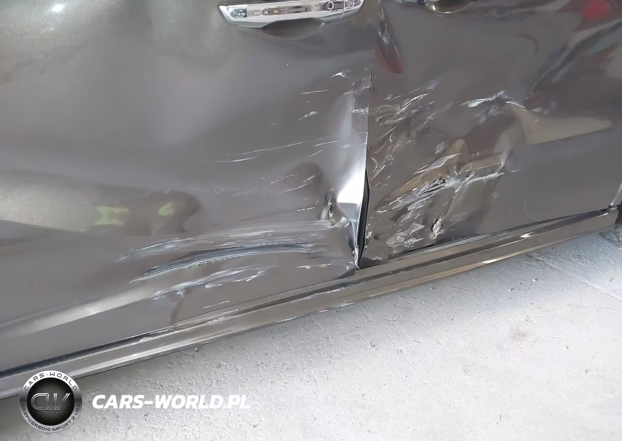 2020 Honda Odyssey Elite VIN:5FNRL6H9XLB061205 - 6