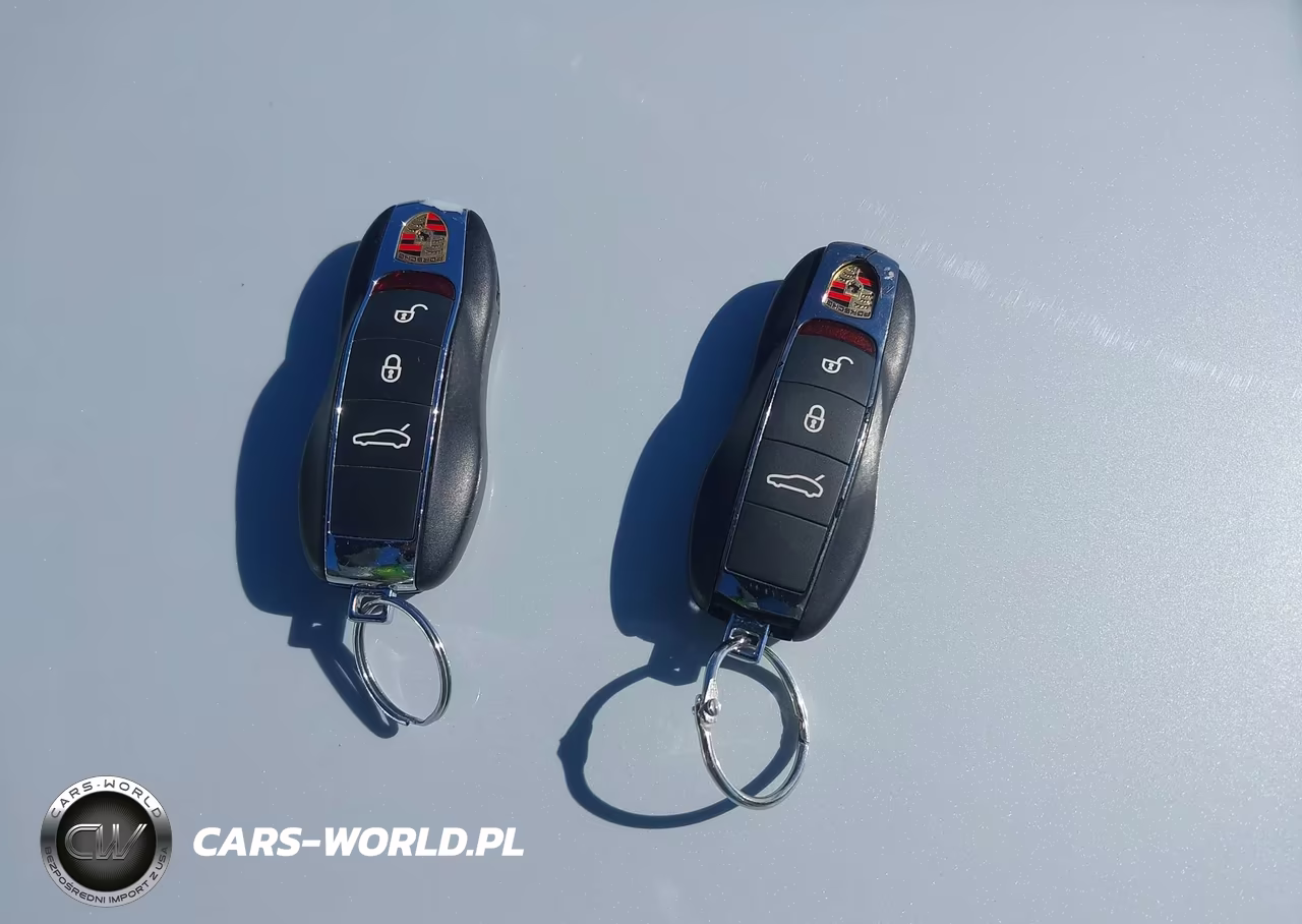 2015 Porsche Panamera 4 VIN:WP0AA2A75FL001290 - 11