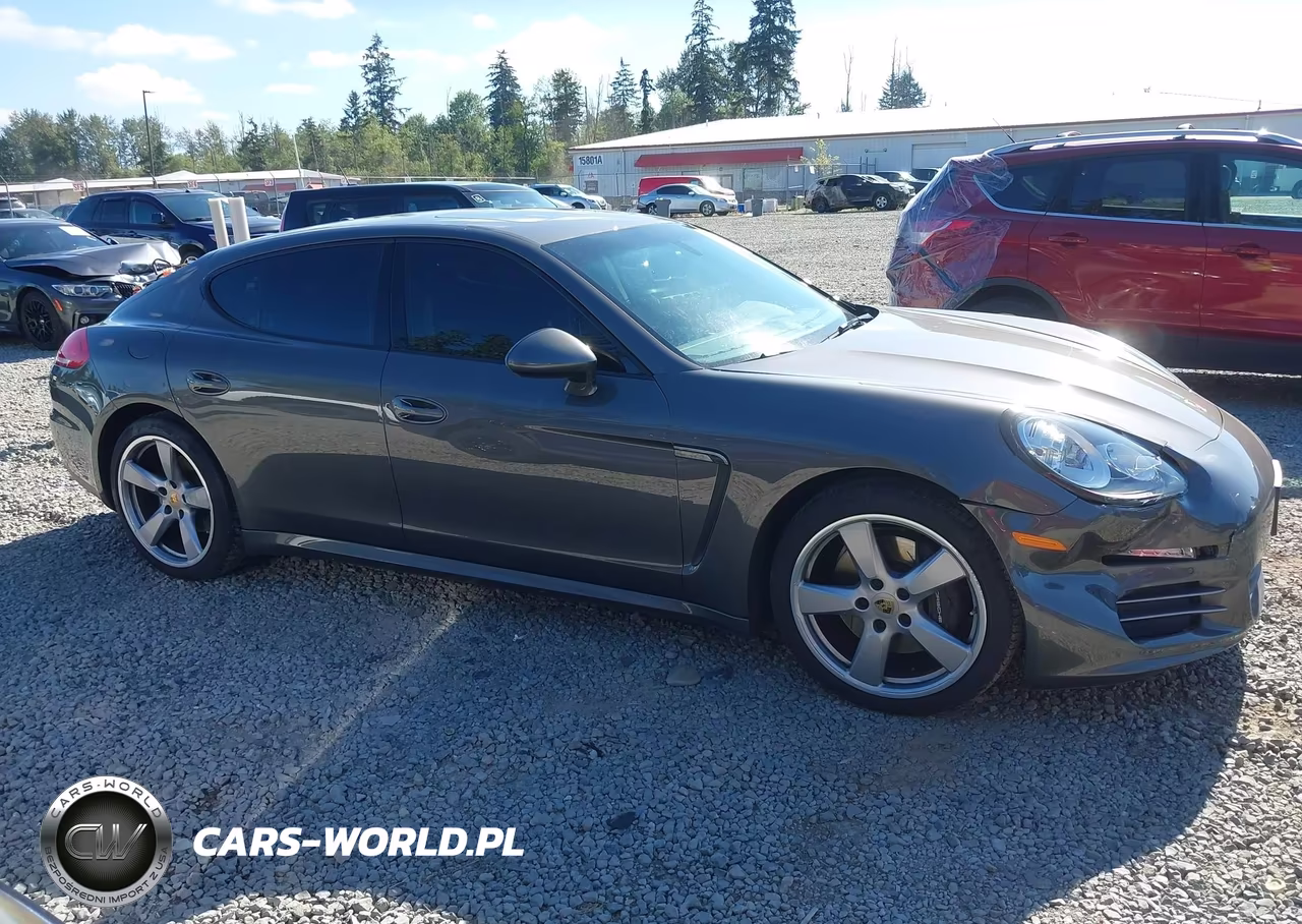2015 Porsche Panamera 4 VIN:WP0AA2A75FL001290 - 13