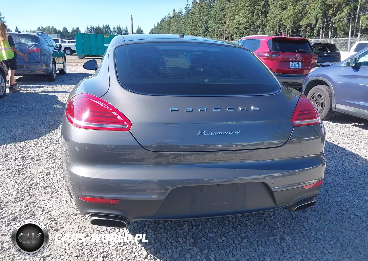 2015 Porsche Panamera 4 VIN:WP0AA2A75FL001290 - 16