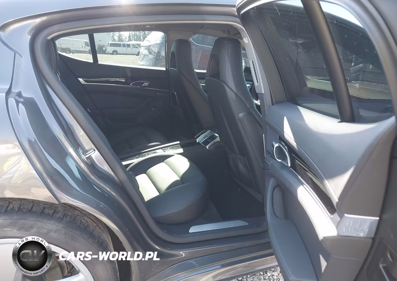 2015 Porsche Panamera 4 VIN:WP0AA2A75FL001290 - 18