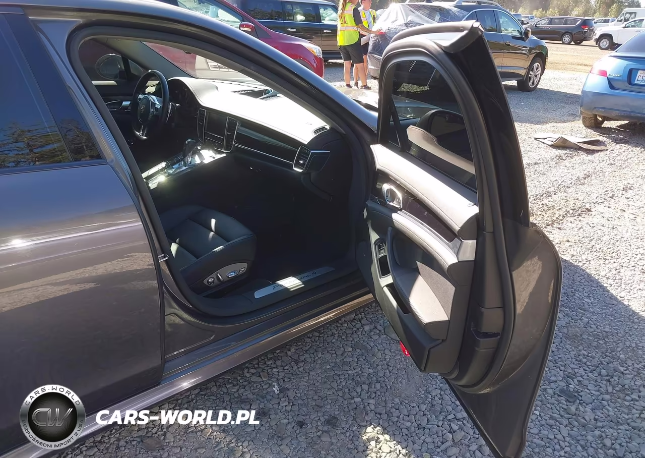 2015 Porsche Panamera 4 VIN:WP0AA2A75FL001290 - 5