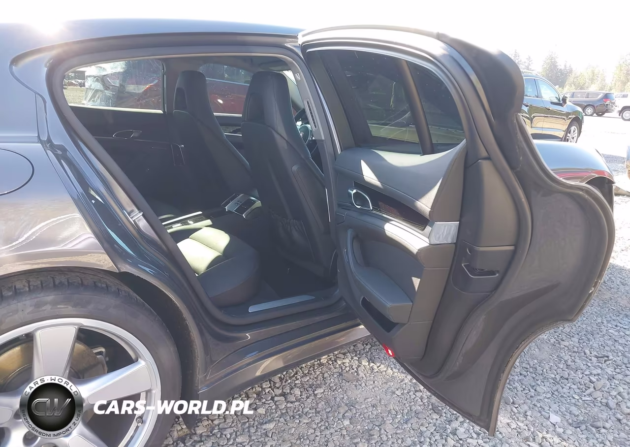 2015 Porsche Panamera 4 VIN:WP0AA2A75FL001290 - 8