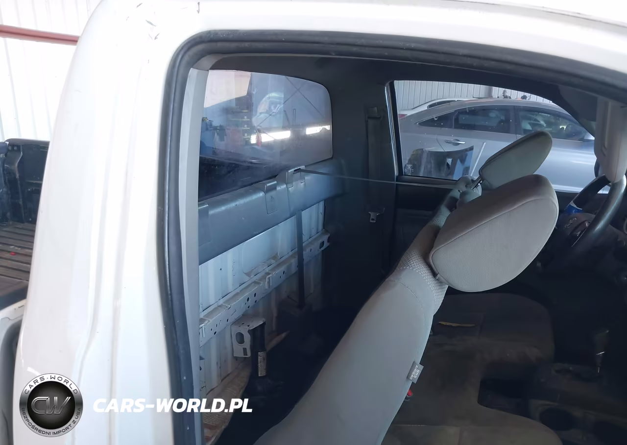 2012 Toyota Tacoma VIN:5TFNX4CN9CX012823 - 8