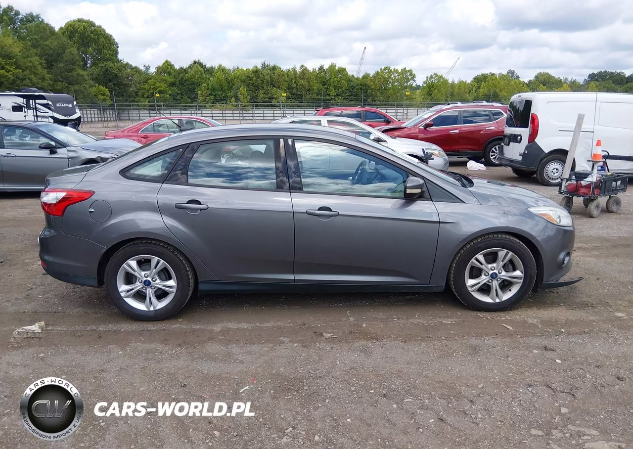 2014 Ford Focus Se VIN:1FADP3F23EL257253 - 13