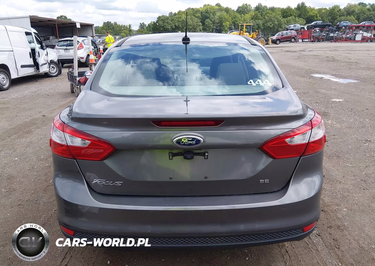 2014 Ford Focus Se VIN:1FADP3F23EL257253 - 16