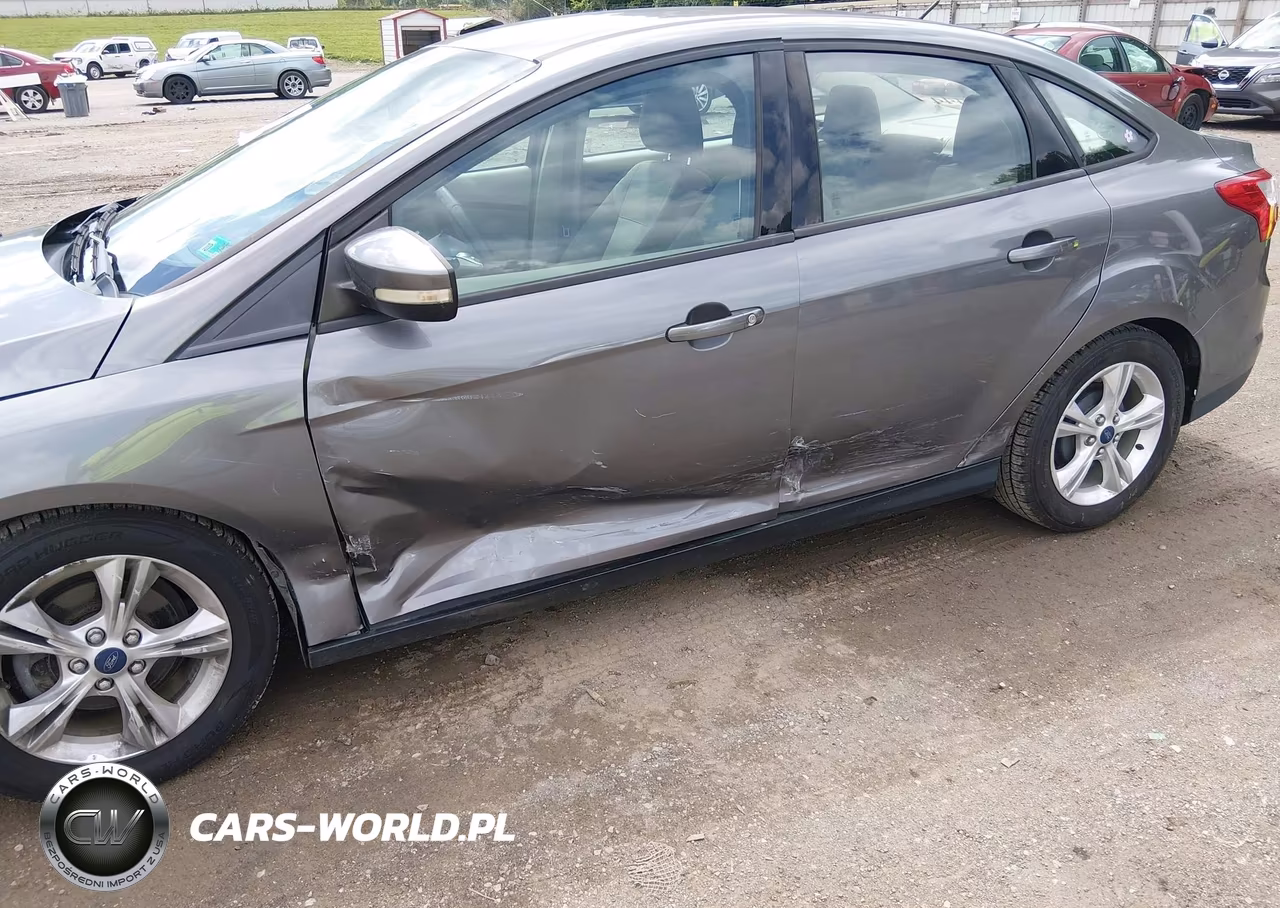 2014 Ford Focus Se VIN:1FADP3F23EL257253 - 6